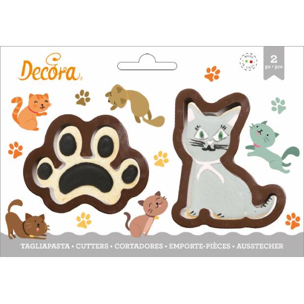 Katze mit Pfotenschlag