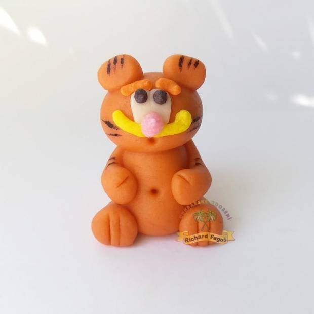 Garfield-Tortenfigur 5 cm aus Kokoshäldtext?