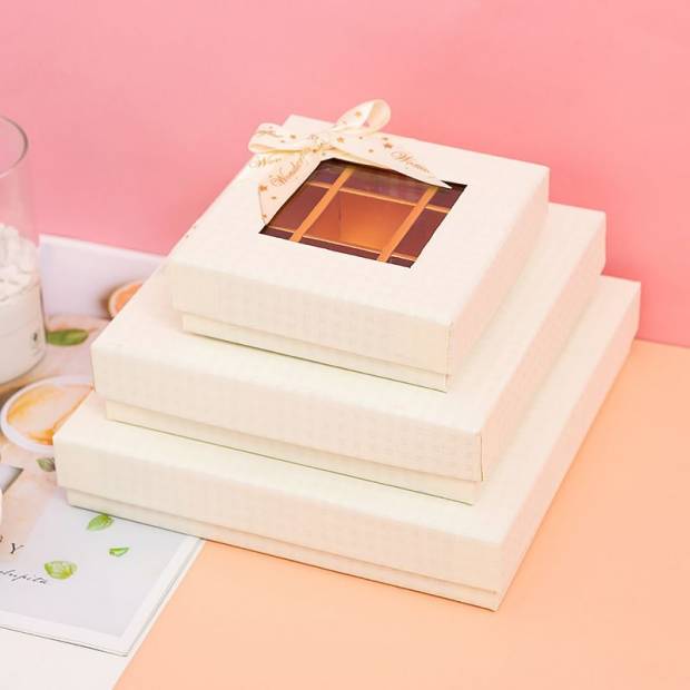 Schachtel für Pralinen 9x6x4cm weiß 5Stk