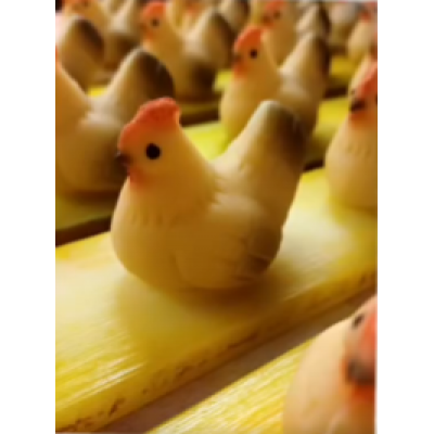 Marzipanfigur Weißes Huhn 4,5x5 cm, 35 g