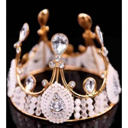 Ungern essbare Dekoration Metallkronen aus Gold mit silbernen Steinen und Kunststoffperlen