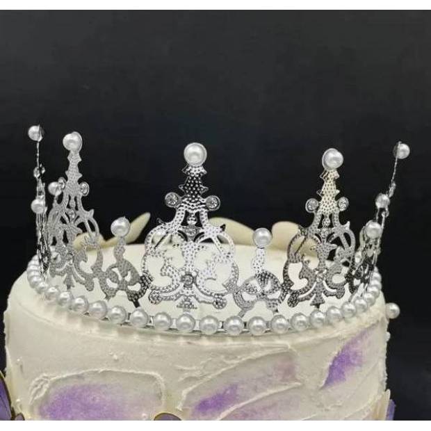 Nicht essbare Dekoration Metall Krone silbern mit weißen Perlen